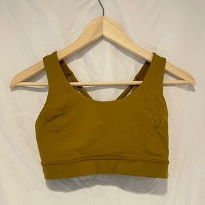 Lululemon sports bra